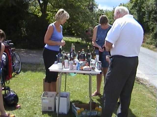 Lowfields11.jpg, 43079 bytes, 08/07/2001