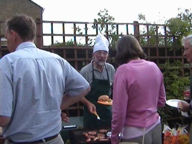 Lowfieldsbbq3.jpg, 37890 bytes, 08/07/2001